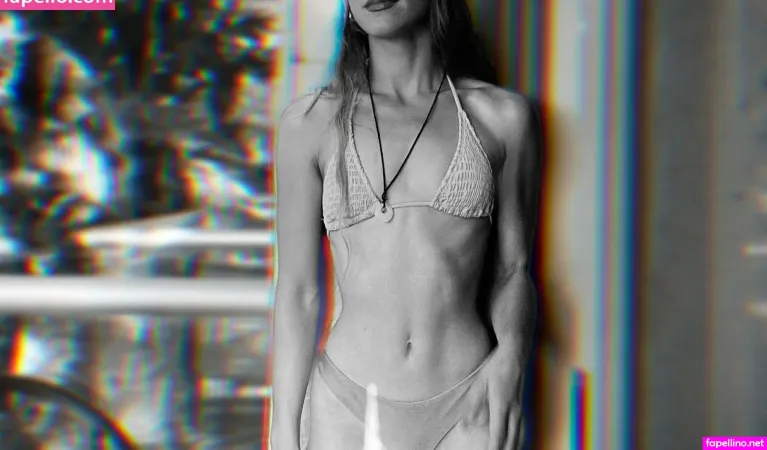 Lauragetshigh OnlyFans Thumbnail #9Gv3N1pOf6