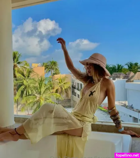 Lauragetshigh OnlyFans Thumbnail #ggbUrviDgu