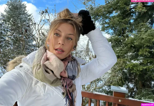 Lauragetshigh OnlyFans Thumbnail #jNOdl2TPqc