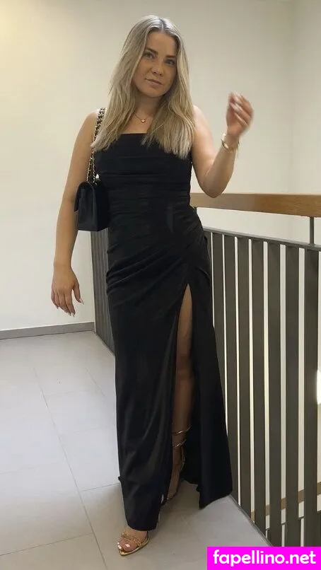 laurakarinaa_ Nude Leaked OnlyFans Photo #7M3892X5bf