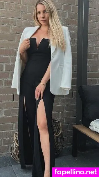 laurakarinaa_ Nude Leaked OnlyFans Photo #8Yw8y3ASXj