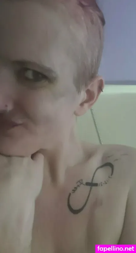 Lauralavender1 OnlyFans Thumbnail #DJfdEVHTya