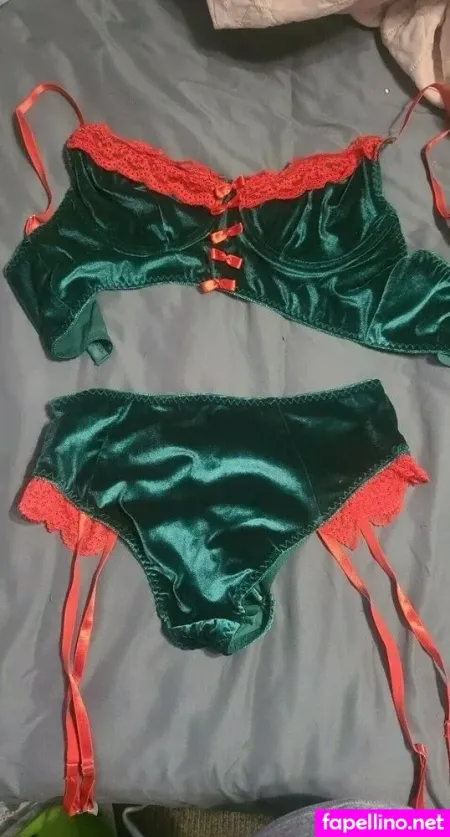 Lauralavender1 OnlyFans Thumbnail #pvhTyOKULk