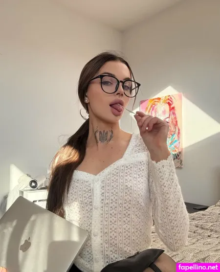 Lauraleeee OnlyFans Thumbnail #QFKDYlBhnL