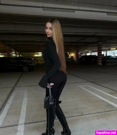 Lauraleeee OnlyFans Thumbnail #U7V8m0JHGg