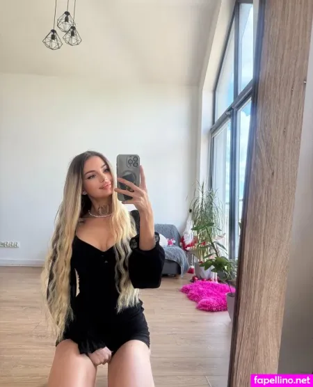 Lauraleeee OnlyFans Thumbnail #h1w3ZhElIy