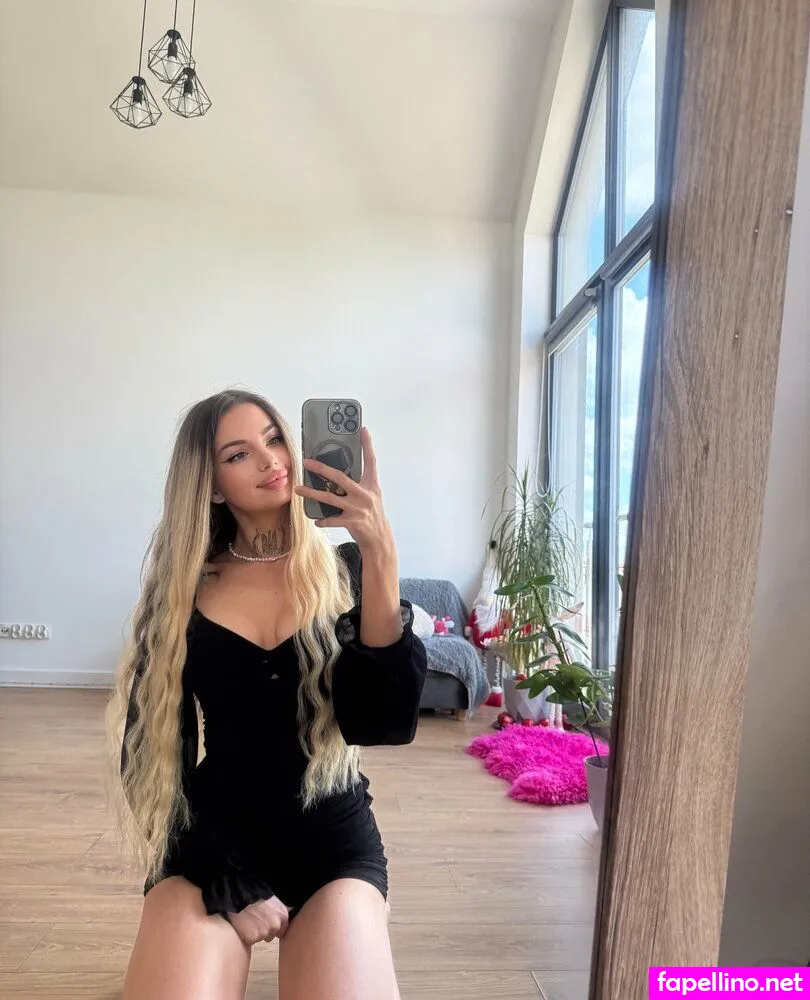 lauraleeee Nude Leaked OnlyFans Photo #h1w3ZhElIy