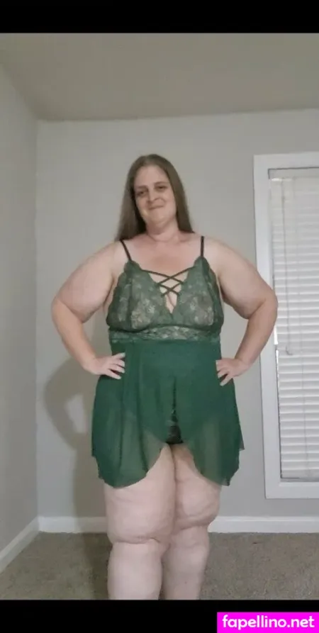 Lauram616 OnlyFans Thumbnail #umMoSlvjfc