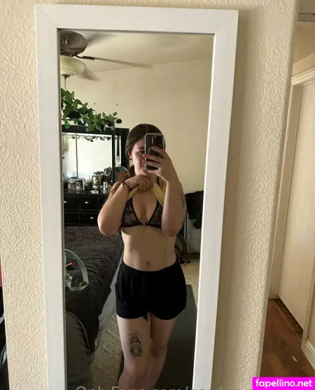 Lauramarie11 OnlyFans Thumbnail #NSjmZwtcqH