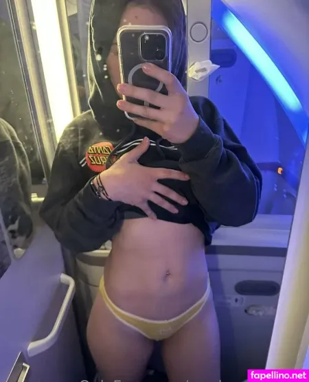 Lauramarie11 OnlyFans Thumbnail #WaAk6kEfuE