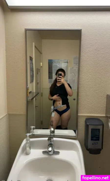 Lauramarie11 OnlyFans Thumbnail #j96nZkO4a8