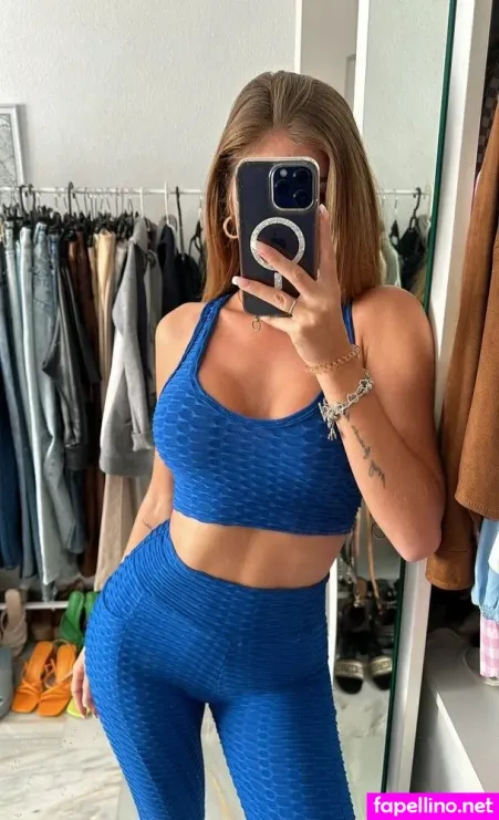 Lauramedinarb OnlyFans Thumbnail #Hy5Y3YxOk0