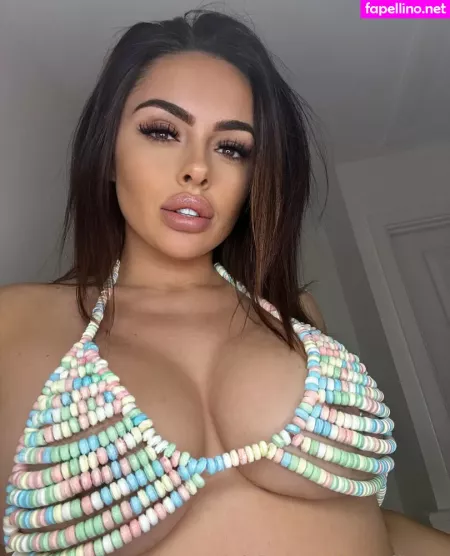 Lauraofficialx OnlyFans Thumbnail #JFoEMpuK8e