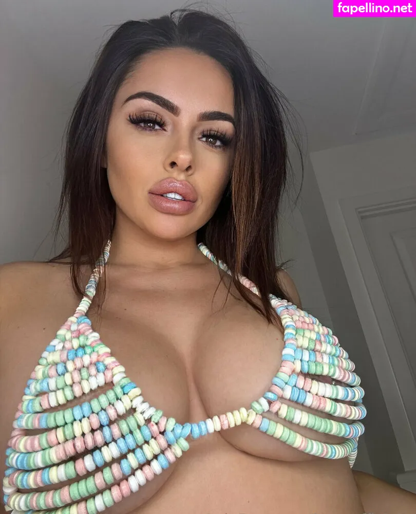 laulou_xx, lauraofficialx, xofficialxlaurax Nude Leaked OnlyFans Photo #JFoEMpuK8e