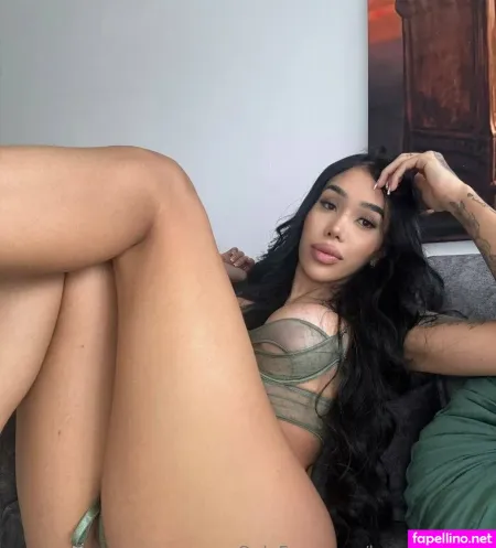 Laurapeachez OnlyFans Thumbnail #7YFjwSGUN2