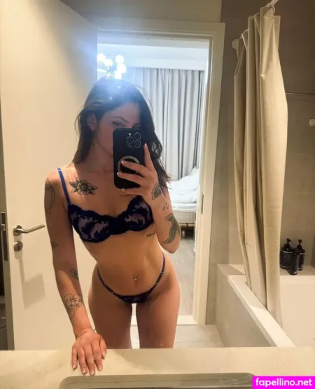 Laurarsi OnlyFans Thumbnail #c5P8nuqdX1