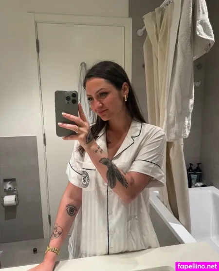 Laurarsi OnlyFans Thumbnail #nIjj6A3cve
