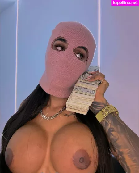 Laurasaenzfree OnlyFans Thumbnail #oMnlvS5KzV
