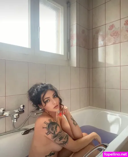 Laurasaphir OnlyFans Thumbnail #TThz4BxK2R