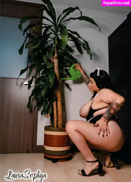 Laurasophya OnlyFans Thumbnail #UcygLJGNYk