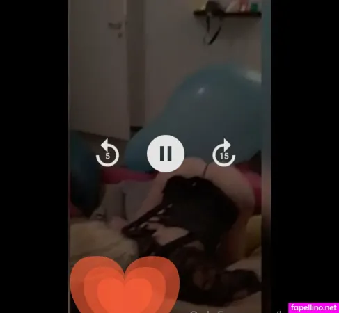 Laurauruz OnlyFans Thumbnail #9tlRuj6IR4