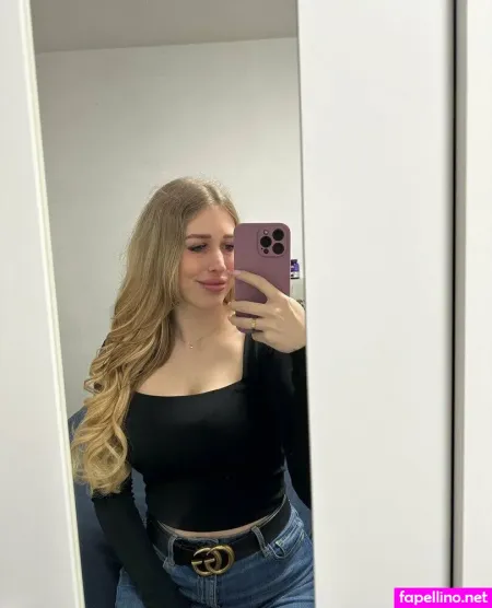 Lauravonseethal OnlyFans Thumbnail #YUiZgrdVMR