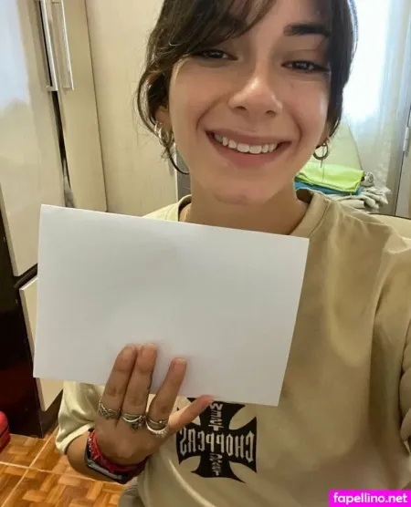 Laurawantsu OnlyFans Thumbnail #CywpzzukGr