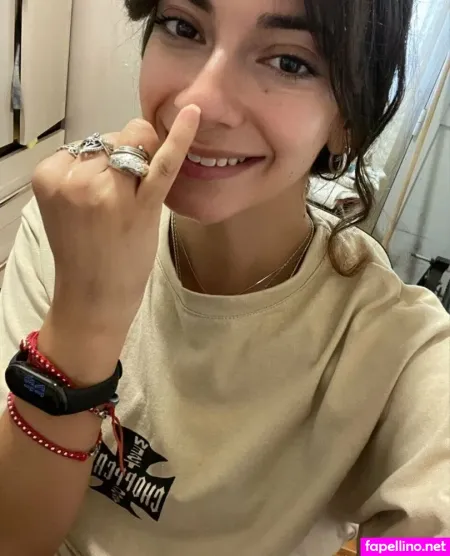 Laurawantsu OnlyFans Thumbnail #IZGgFsNNLX