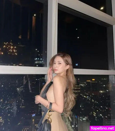 Lauraziphora Main Profile Photo