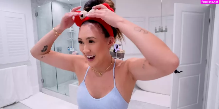 Laurdiy OnlyFans Thumbnail #DANC7tAax9