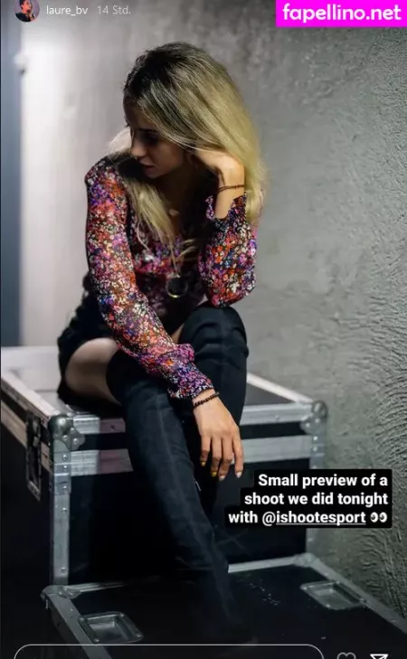 Laure Bv OnlyFans Thumbnail #000pgDOwc8