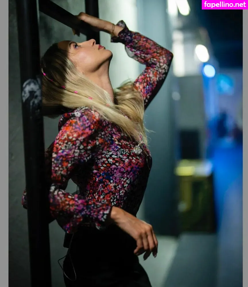 laure_bv, laurenalexis_x Nude Leaked OnlyFans Photo #Yh9n6lIcQi