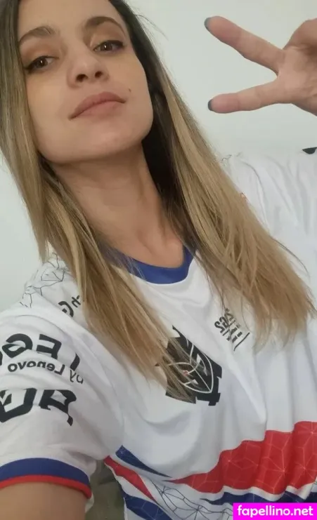 Laure Valee OnlyFans Thumbnail #2WHrj4N0kL