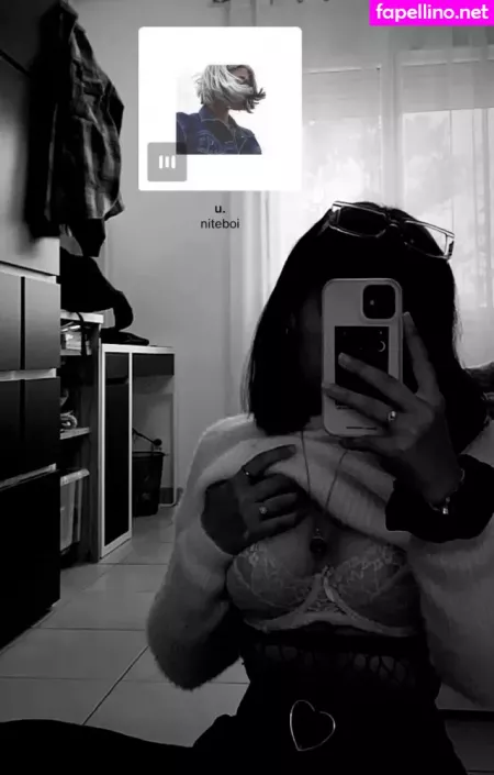 Laureen OnlyFans Thumbnail #R0yWbbtN3o