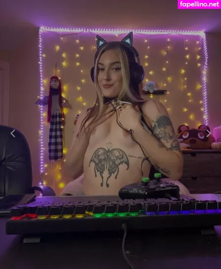 Laurelhoneyyy OnlyFans Thumbnail #317RpknBnC