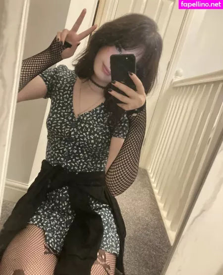 Lauren 1 OnlyFans Thumbnail #8YYLUWWhSM