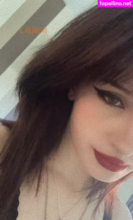 Lauren 1 OnlyFans Thumbnail #E94BfXoYtO