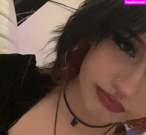 Lauren 1 OnlyFans Thumbnail #KgR4mJ3TAx