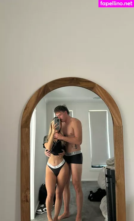 Lauren 1 OnlyFans Thumbnail #MG3fZSeqnr