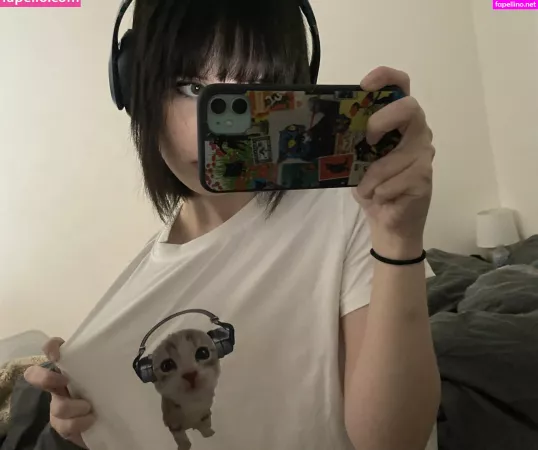 Lauren 1 OnlyFans Thumbnail #RBhsbLohEe