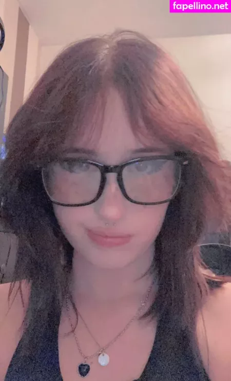 Lauren 1 OnlyFans Thumbnail #TBecWB4rRK