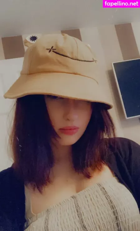 Lauren 1 OnlyFans Thumbnail #YZzl5stI3R