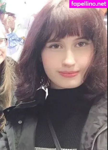 Lauren 1 OnlyFans Thumbnail #c4mS19HnaX