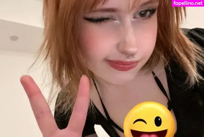 Lauren 1 OnlyFans Thumbnail #ciHE2ArNdC