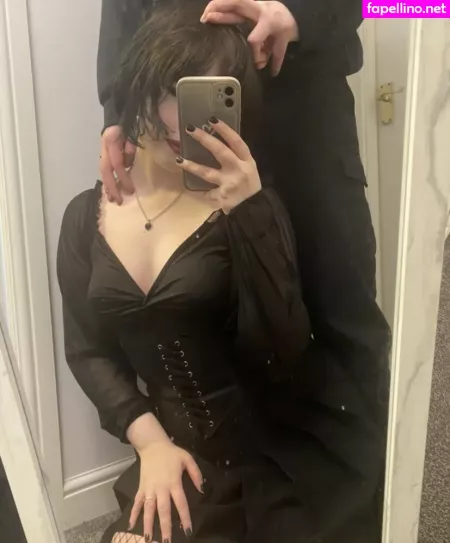 Lauren 1 OnlyFans Thumbnail #jY9fk8wmx8