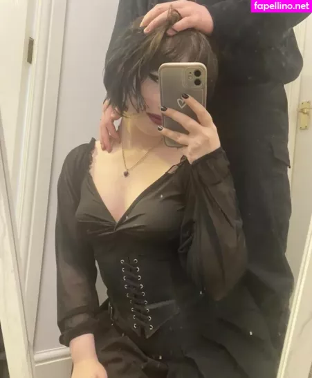 Lauren 1 OnlyFans Thumbnail #tiYLlF6h55