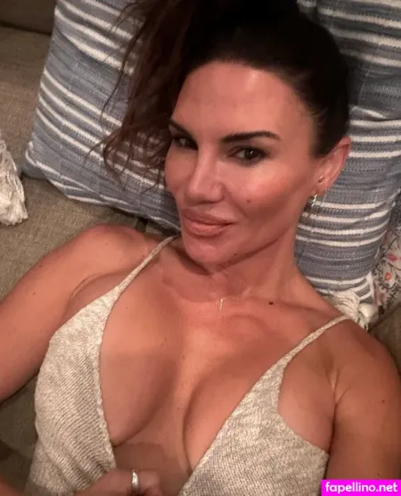 Lauren Abraham OnlyFans Thumbnail #l2kXSZ89l5