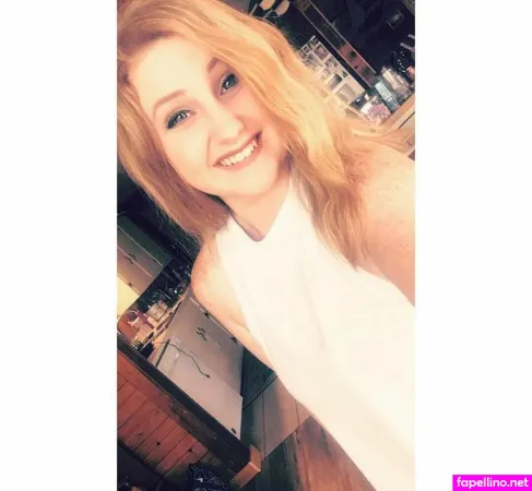 Lauren Baker OnlyFans Thumbnail #FgZOLJtrf4