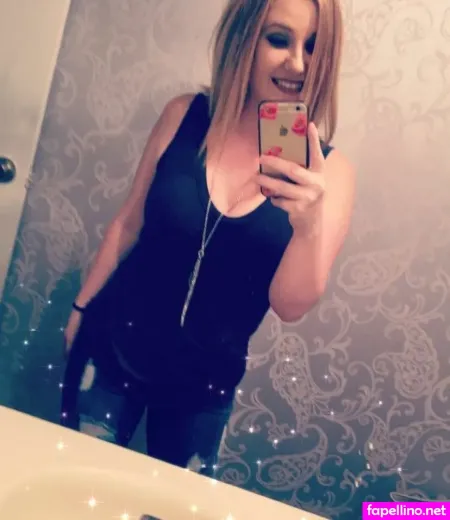 Lauren Baker OnlyFans Thumbnail #WktKAl5gYO