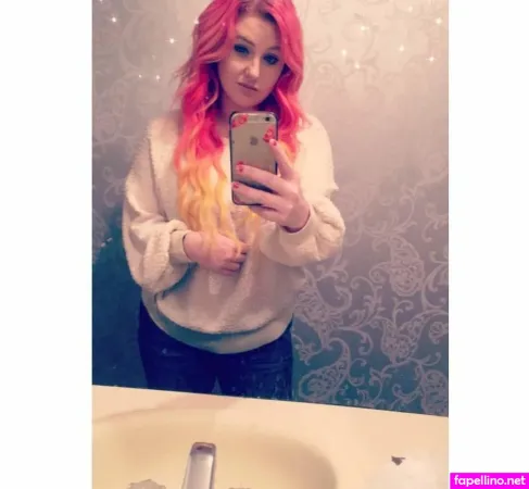 Lauren Baker Main Profile Photo